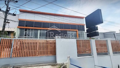 Ruang Usaha di Raya Kaligawe , Semarang ( Si Tt 7714 )