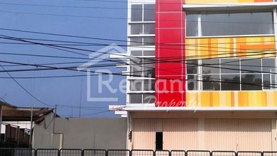 Ruko di daerah Imam Bonjol , Semarang ( Si 8357 )