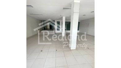 Ruang Usaha di Majapahit , Semarang ( Vnsitt 8708)