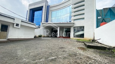 Ruang Usaha di Pandanaran , Semarang ( Si 7534 )