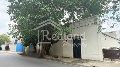 Ruang Usaha di Lamper Sari , Semarang ( Vn Si 8742)