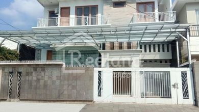 Rumah di Daerah Brumbungan , Semarang Tengah ( Si 8806S)