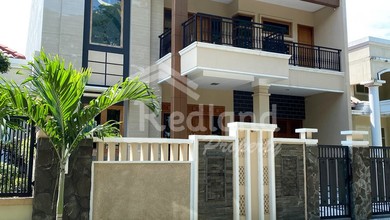 Dijual rumah Mewah di Semarang Barat, Semarang - LT 250m²