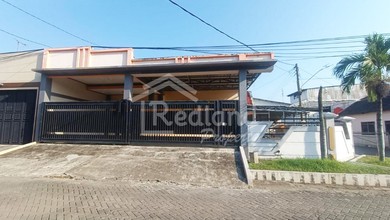 Kesempatan Rumah di Semarang Barat, Semarang, LB 220m², Harga 1,4 Miliar