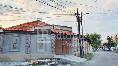 Promo Rumah di Semarang Utara, Semarang, LB 170m², Harga 2 Miliar