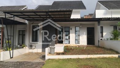 Rumah Siap Pakai di Area BSB City, Semarang, LT 120m²