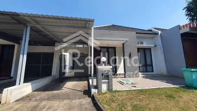 Rumah di Perum Graha Estetika , Semarang ( De 8844)