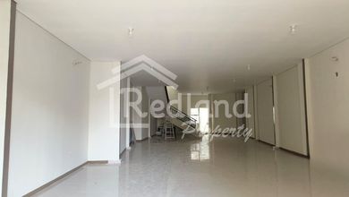 Ruko di Mt Haryono , Semarang ( De 8800 )