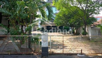 Ruang Usaha di Jl Brigjend Sudiarto , Semarang ( Jo 8870 )