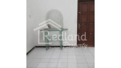 Rumah di Jl Barito , Semarang ( Jo 8890 )
