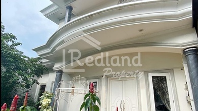 Rumah Area Premium Gajah Mungkur, Semarang - Harga Terbaik 7,5 Miliar