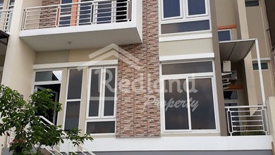 Dijual rumah Premium di Manyaran, Semarang - LT 222m²
