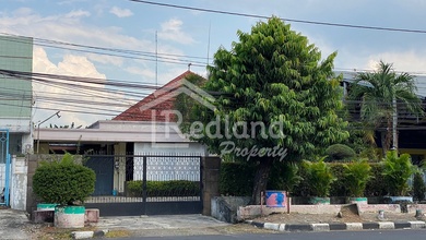 Hunian Elegan di Dr Cipto Mangunkusomo, Semarang, 5 KT, LT 1009m²