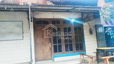 Hunian Elegan di Majapahit, Semarang, 6 Kamar Tidur, LT 360m²