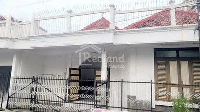 Rumah Mewah di Semarang Tengah, Semarang, 5 Kamar Tidur, LT 350m²