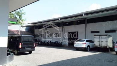 Ruang Usaha di Jenderal Sudirman, Semarang Si Tt 3423