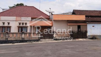 Rumah di Daerah Sukorejo , Kendal ( Tt 8660 )