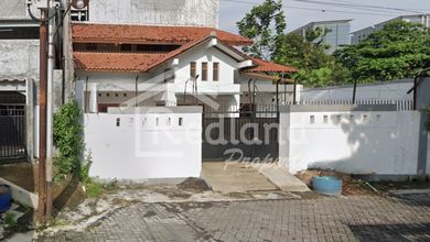 Rumah Kost Aktif di Semarang Tengah ( Wn Tt 8033 )