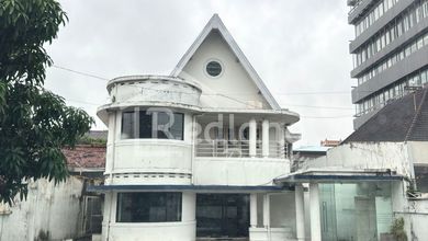 Ruang Usaha di Gajahmada , Semarang ( Tt Si Vn 8524 )