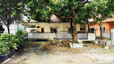 Rumah Mewah di Semarang Timur, Semarang, 3 Kamar Tidur, LT 305m²