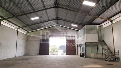 Gudang di Gatot Subroto Semarang ( Fe 2775 )