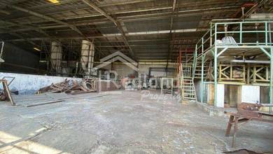 Gudang di Polokarto , Sukoharjo Ks Lz 4168