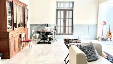 Rumah Area Luxury Semarang Barat, Semarang - Harga Menarik 6,5 Miliar