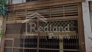 Jual Rumah Cantik Luas 217 m2 area Purwodinatan, Semarang